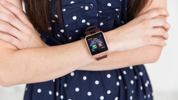 Girl wearing a smart watch. Created: March 28, 2017
Camera: Canon Canon EOS 5D Mark III
Focal Length: 59 mm
Settings: ¹⁄₁₆₀ sec at ƒ / 3.5, ISO 640
Copyright: DTX Media, LLC.
Tags: dallas product photographer photography pricing amazon approved drop off rates.
Original Filename: bluejay_wireless-47.jpg